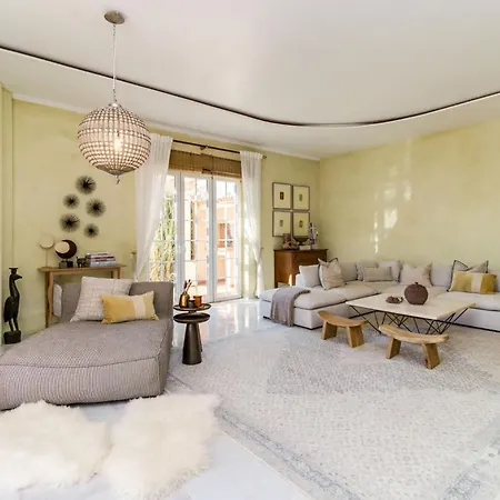 Luxury Coastal With Heated Pool Basketball Court & Ocean Views Near Lisbon