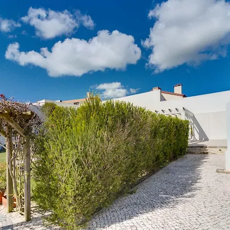 Villa Luxury Coastal With Heated Pool Basketball Court & Ocean Views Near Lisbon Lourinhã